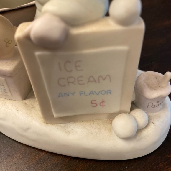 Precious Moments- Wishing You A Yummy Christmas - Picture 2 of 5